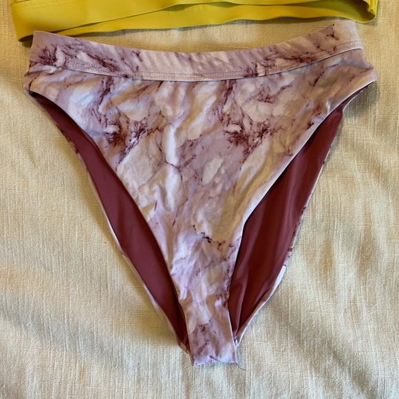 Dippin’ Daisy’s Bikini - Picture 2 of 8